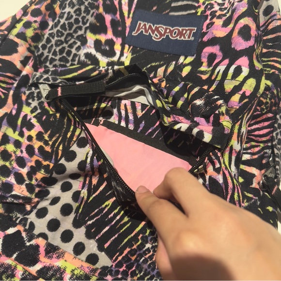 Jansport Leopard Cheetah Animal Print Pink Neon Backpack - Picture 3 of 6